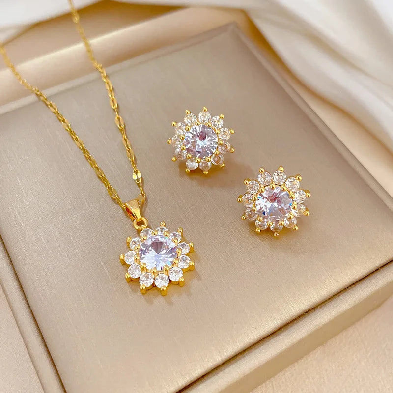 Stainless Steel Lucky Sparkle Necklace Earrings Jewelry Sets with Stone New 18K Gold Plated Sunflower Pendant Necklace for Women