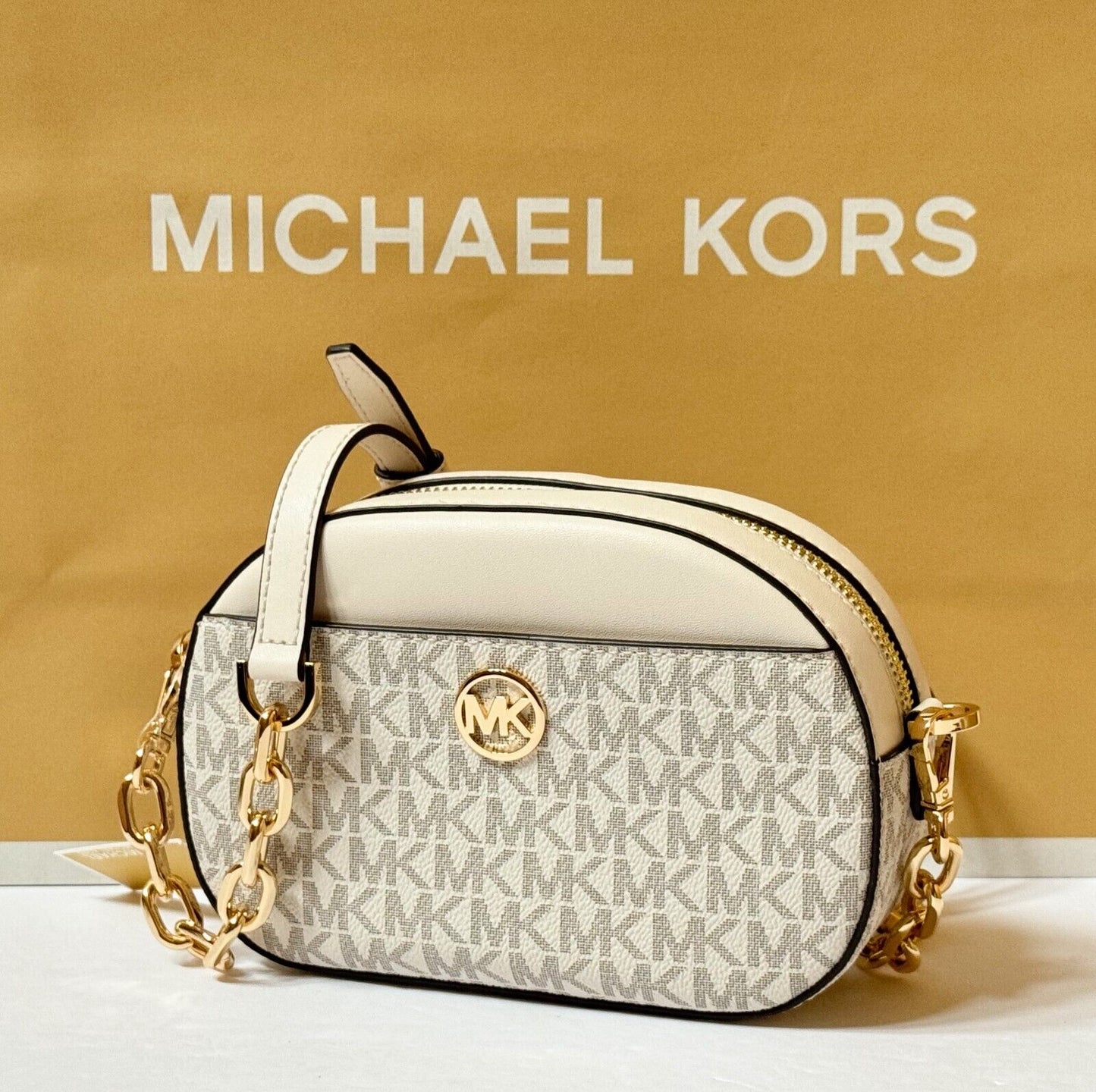 MICHAEL KORS JET SET GLAM SMALL FRONT POCKET OVAL CROSSBODY BAG MK LIGHT CREAM